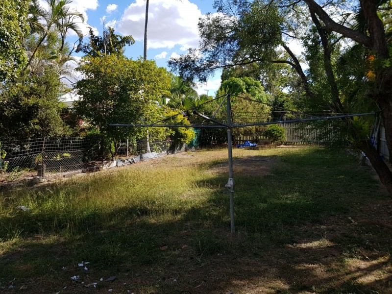 33 New Exhibition Road, Wandal QLD 4700