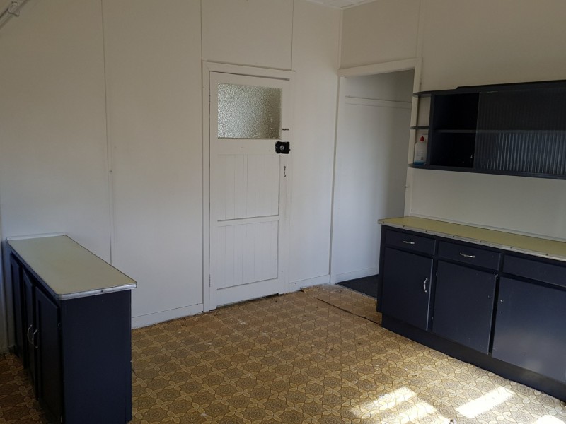 6 Princess St, Berserker QLD 4701