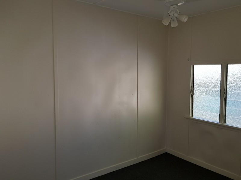 6 Princess St, Berserker QLD 4701