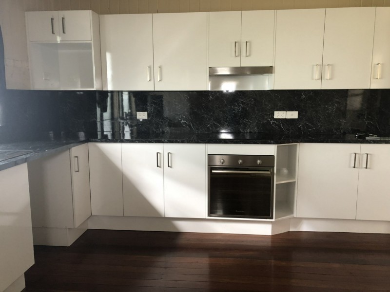 277 Pine Street, Berserker QLD 4701