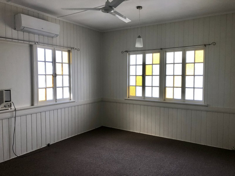 277 Pine Street, Berserker QLD 4701