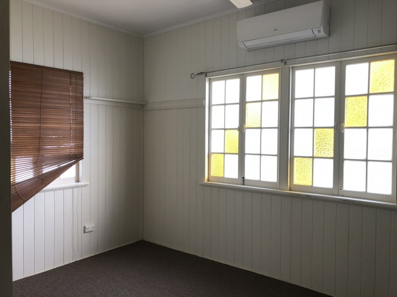 277 Pine Street, Berserker QLD 4701