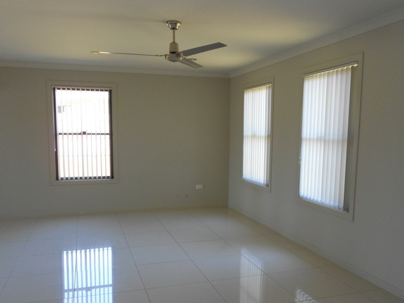 23 Maree Crescent, Gracemere QLD 4702