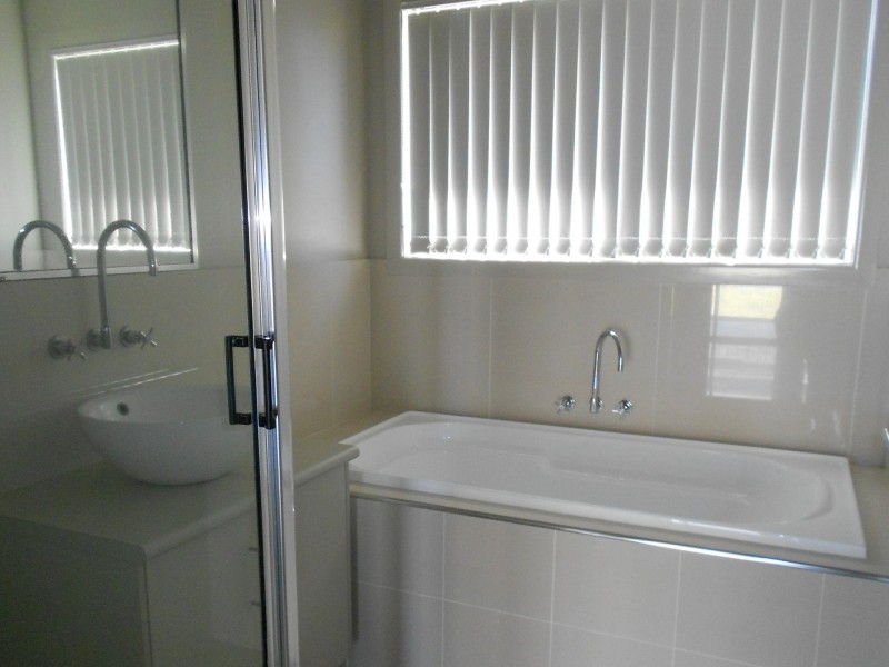 23 Maree Crescent, Gracemere QLD 4702