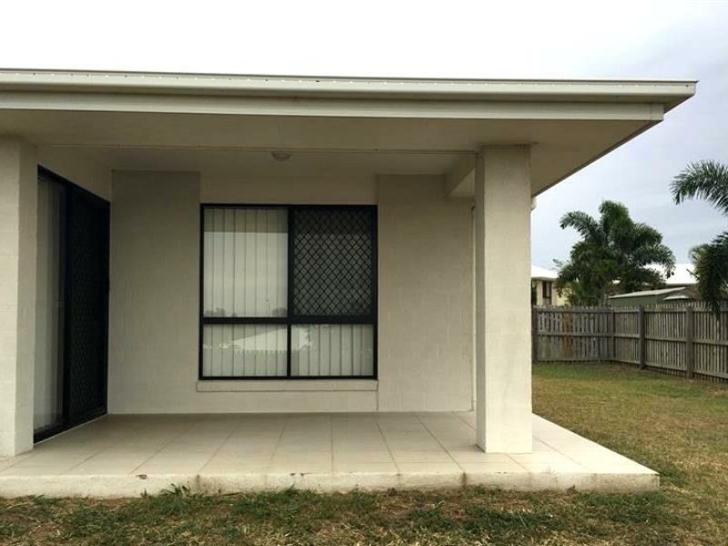 10 Angela Court, Gracemere QLD 4702