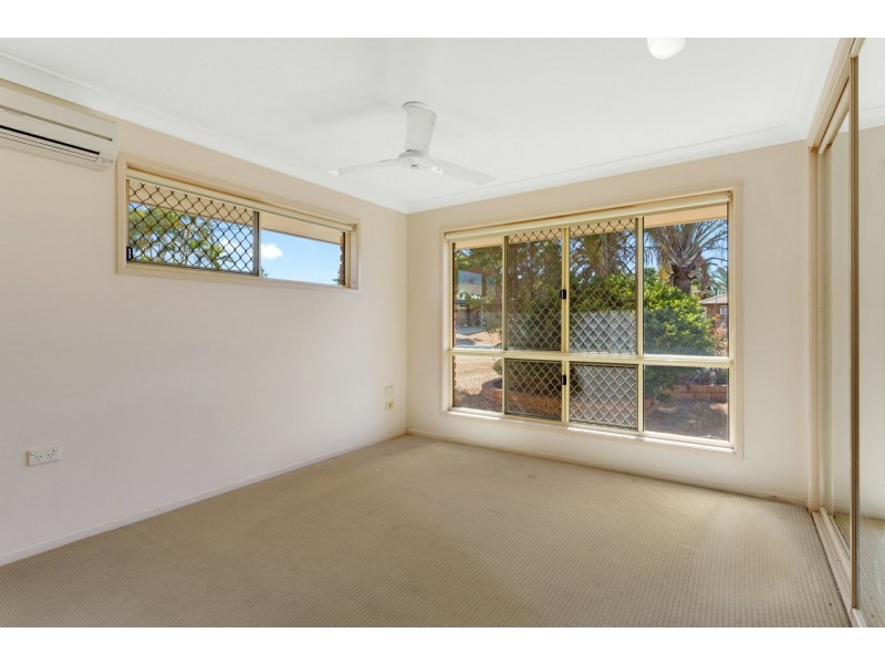 63 Donovan Cres, Gracemere QLD 4702