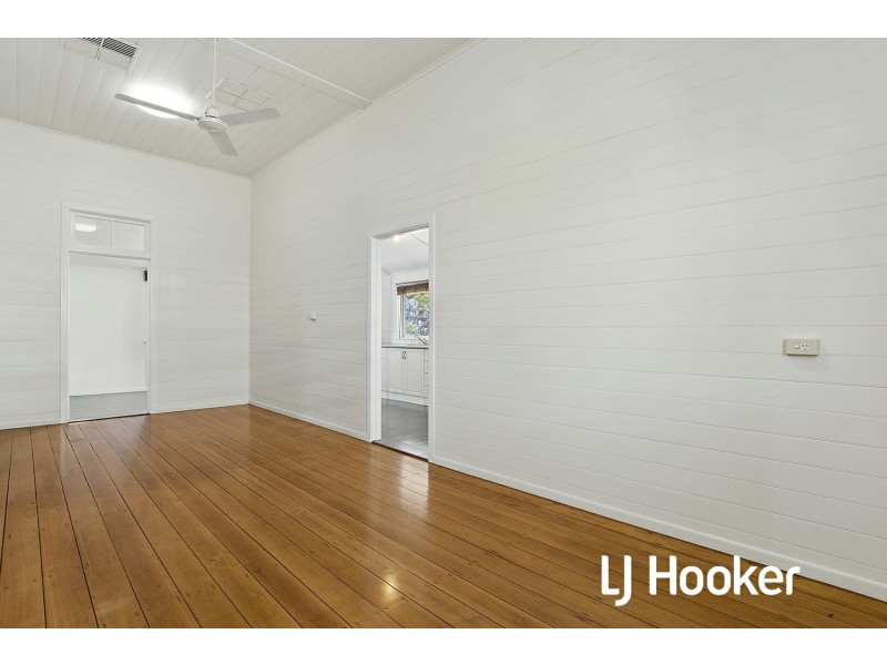 133 Caroline Street, The Range QLD 4700