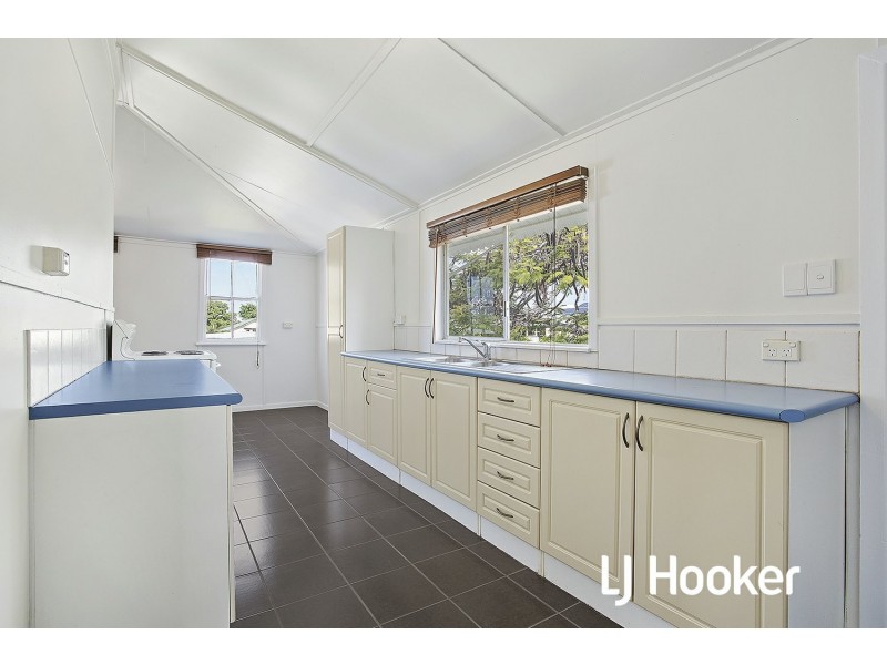 133 Caroline Street, The Range QLD 4700