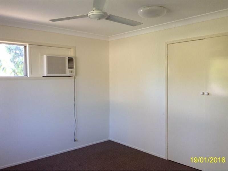 Unit 1/277 Blanchfield Street, Koongal QLD 4701