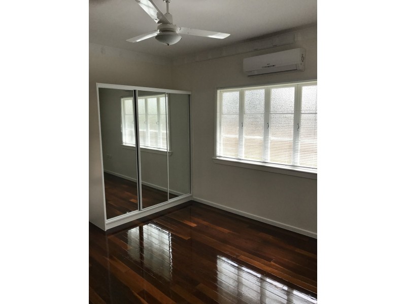 2 Agnes Street, The Range QLD 4700