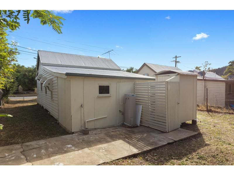 10A Mackay Street, Lakes Creek QLD 4701