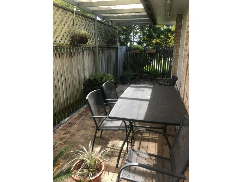 6/110 High Street, Berserker QLD 4701