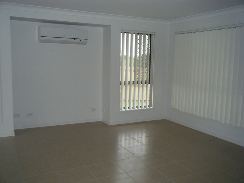 10 Violet Drive, Gracemere QLD 4702