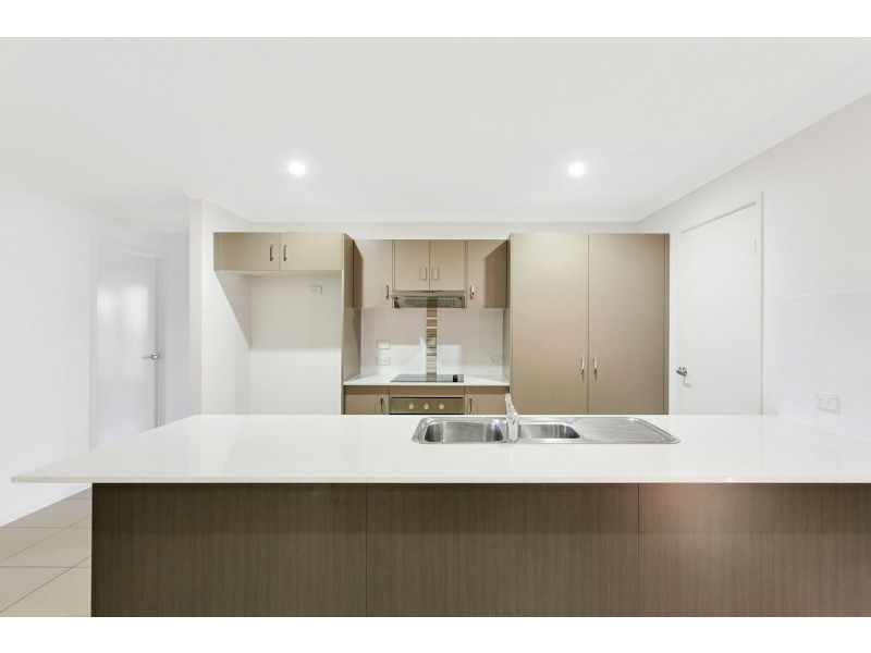 3 Champion Ct, Gracemere QLD 4702