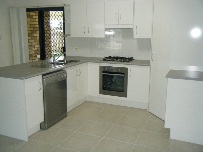 48 Riley Drive, Gracemere QLD 4702