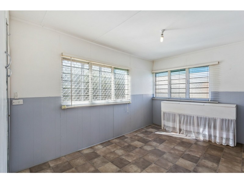 7 Joyce Street, Walterhall QLD 4714