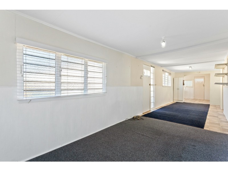 7 Joyce Street, Walterhall QLD 4714