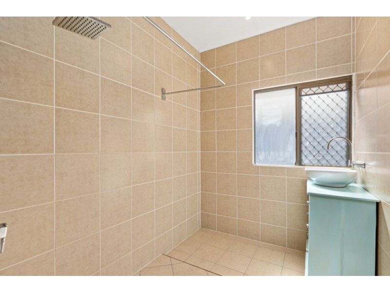 406 Campbell Street, Depot Hill QLD 4700