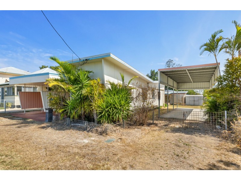 406 Campbell Street, Depot Hill QLD 4700