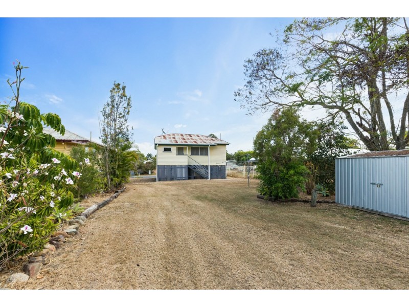 38 Beak Street, Koongal QLD 4701