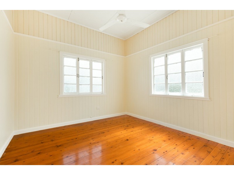 38 Beak Street, Koongal QLD 4701