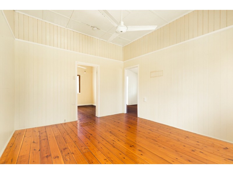 38 Beak Street, Koongal QLD 4701