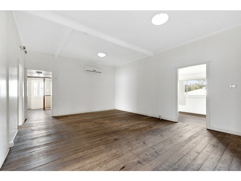 7 Werner Street, Park Avenue QLD 4701