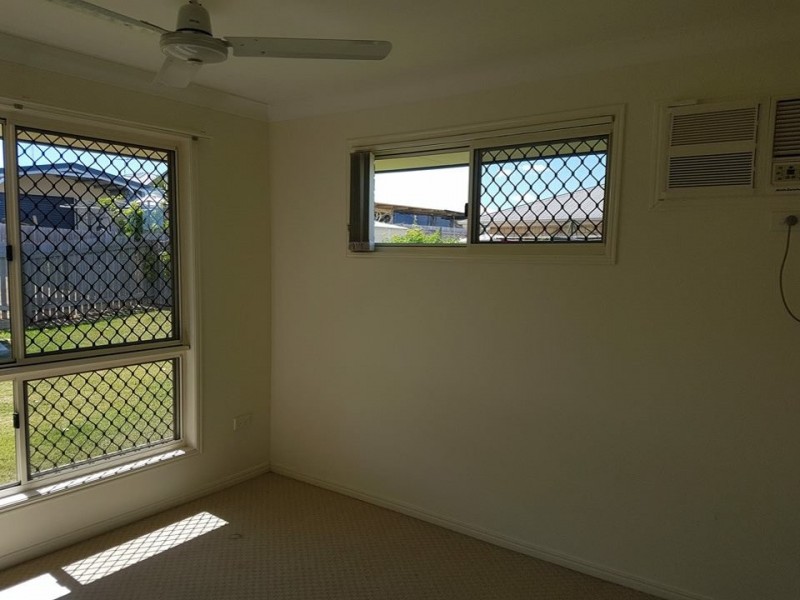 8 Fillwood Court, Gracemere QLD 4702