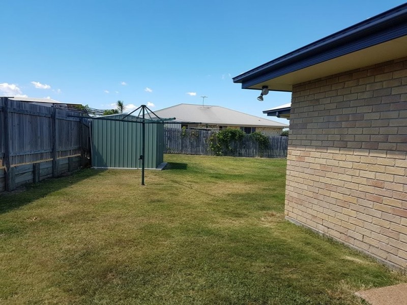 8 Fillwood Court, Gracemere QLD 4702