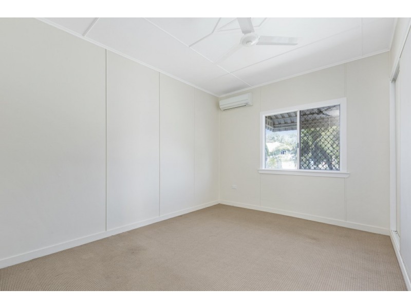 19 Alick Street, Park Avenue QLD 4701