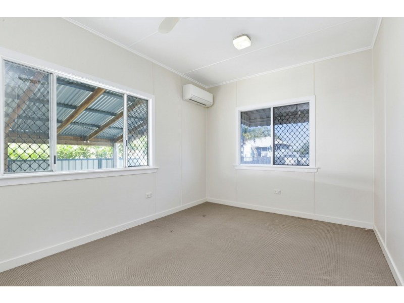 19 Alick Street, Park Avenue QLD 4701