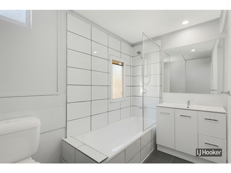 30 Caroline Street, Allenstown QLD 4700