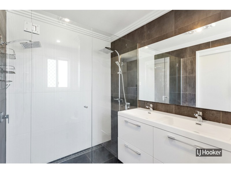 6 Benrhys Court, Rockyview QLD 4701