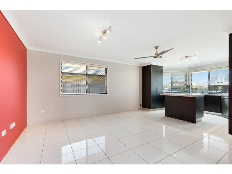 28 Riley Drive, Gracemere QLD 4702