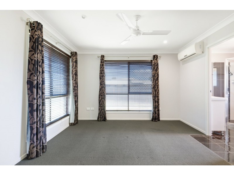 28 Riley Drive, Gracemere QLD 4702