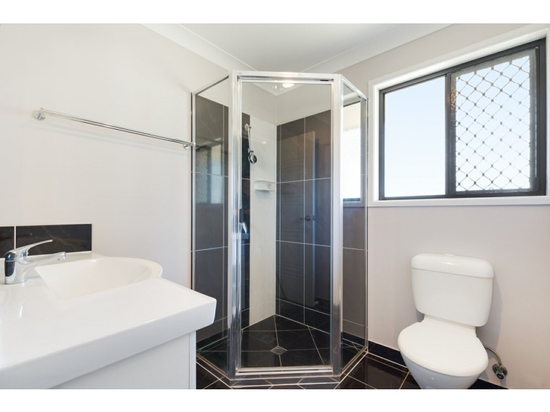 28 Riley Drive, Gracemere QLD 4702