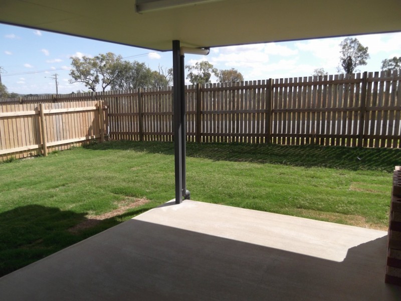 2 Perkins Court, Gracemere QLD 4702
