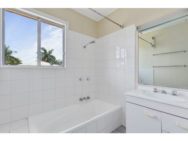 123 Cruickshank Street, Frenchville QLD 4701