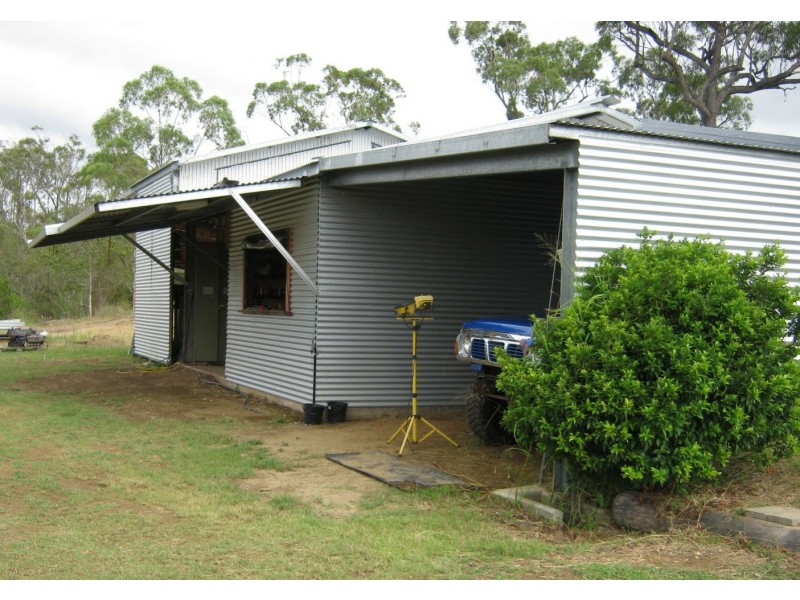 1038 Belmont Road, Glendale QLD 4711