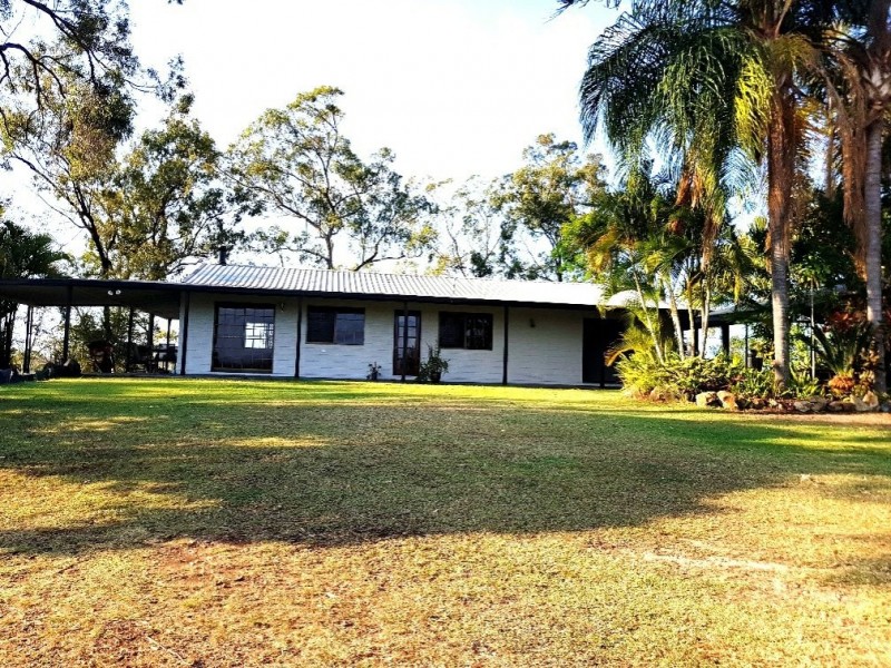 1038 Belmont Road, Glendale QLD 4711