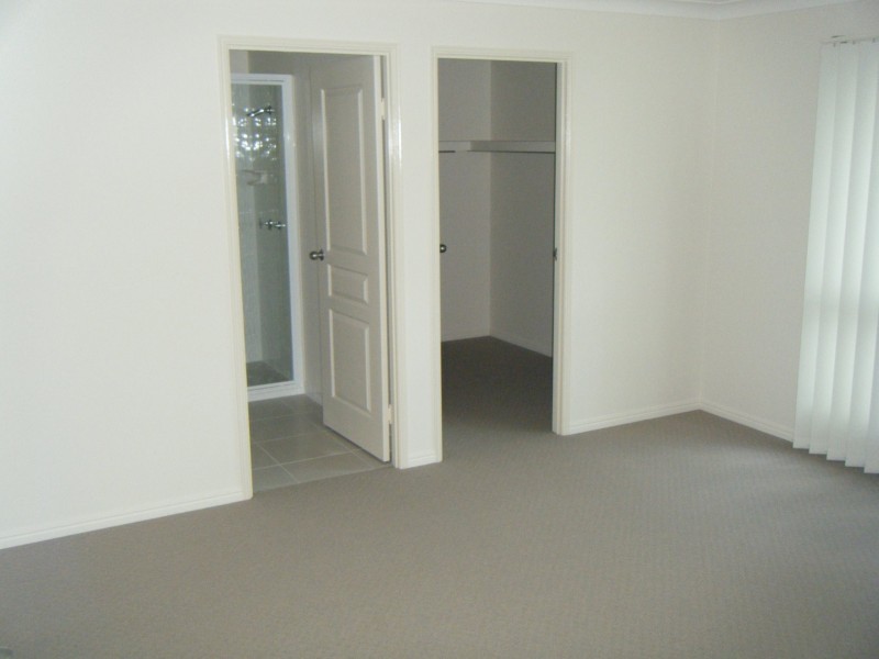 46 Lucas Street, Gracemere QLD 4702