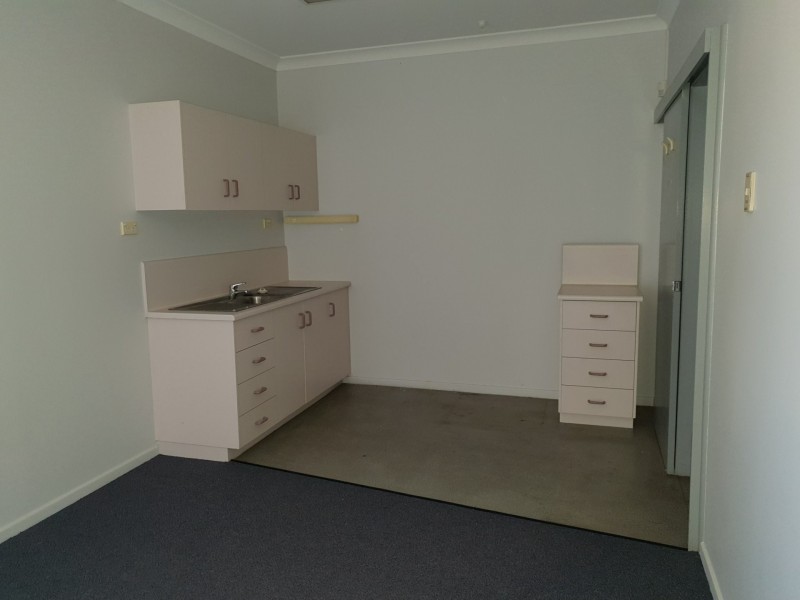 295 Richardson Road, Park Avenue QLD 4701