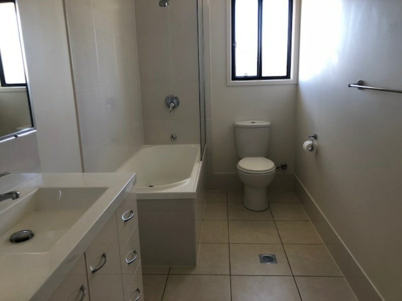 38 Marc Crescent, Gracemere QLD 4702