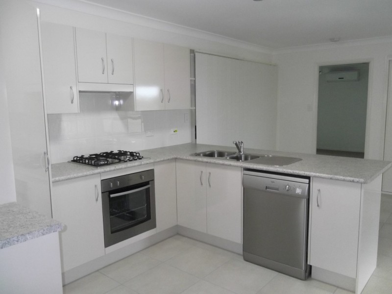 69 Victoria Street, Gracemere QLD 4702