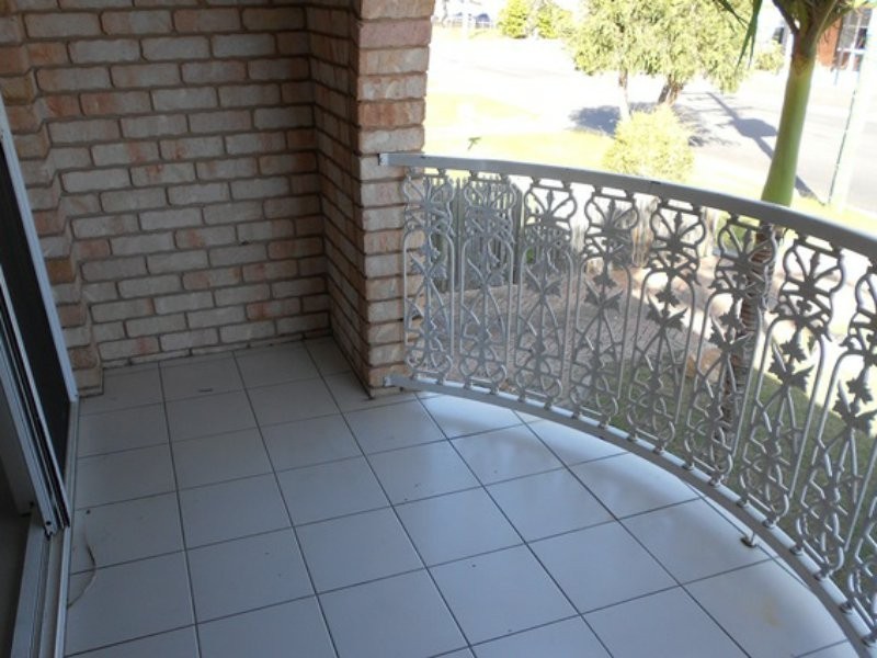 Unit 4/37 Armstrong Street, Berserker QLD 4701