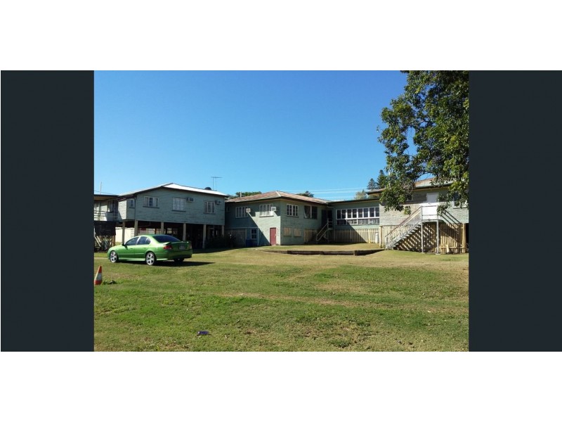 Railway Hotel/90 James Street, Mount Morgan QLD 4714