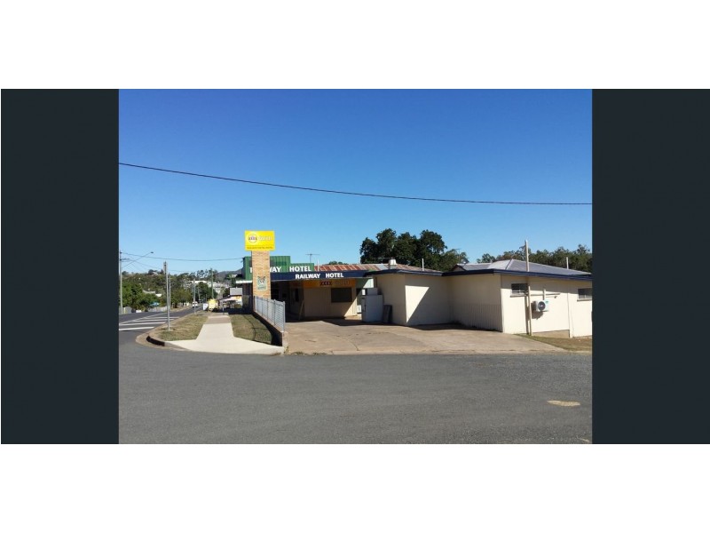 Railway Hotel/90 James Street, Mount Morgan QLD 4714