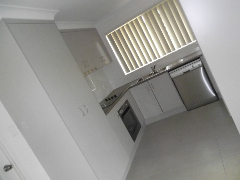 19 Justin Street, Gracemere QLD 4702