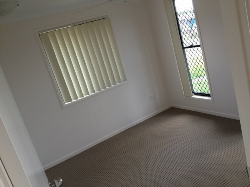 25 Jane Crescent, Gracemere QLD 4702