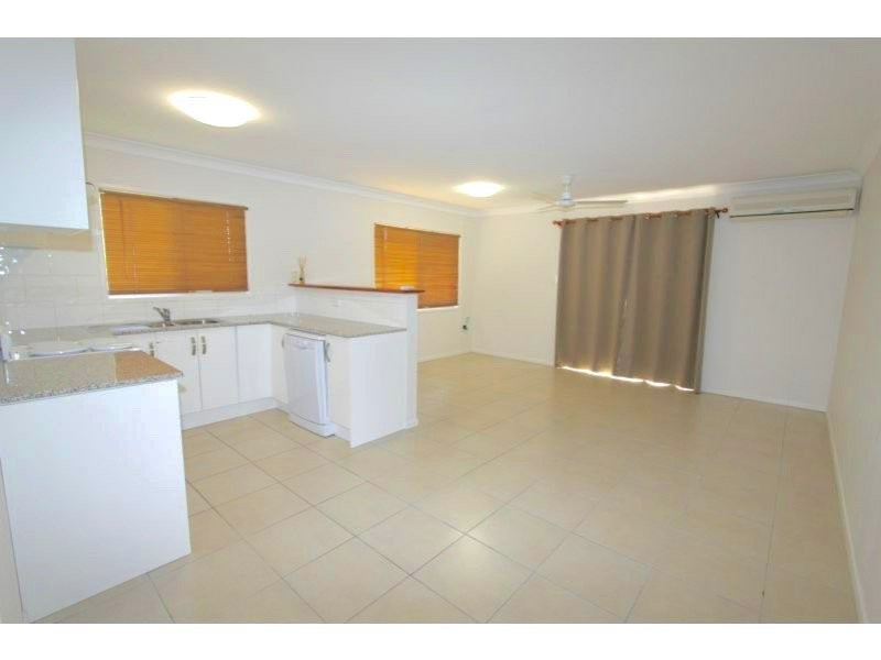 Unit 2/330 Marsh Avenue, Frenchville QLD 4701